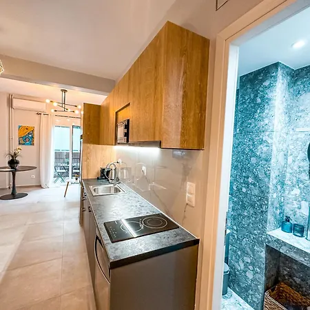 Apartment Luxury Close To Metro & Akropolis #2- Cielo Homes Athens