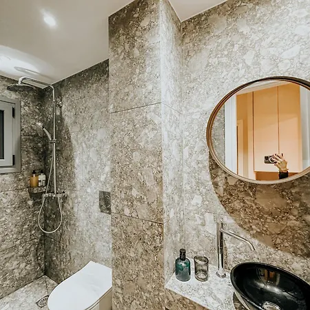 Luxury Close To Metro & Akropolis #2- Cielo Homes Apartment Athens